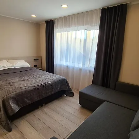 Prangli Sadama Majutus Kelnase