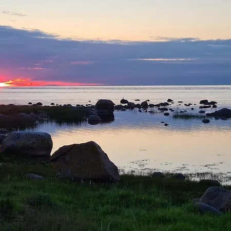 Prangli Sadama Majutus