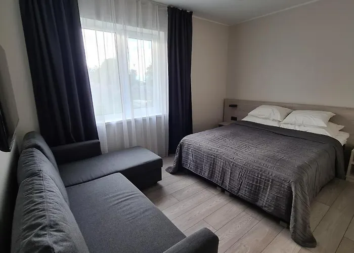 Prangli Sadama Majutus