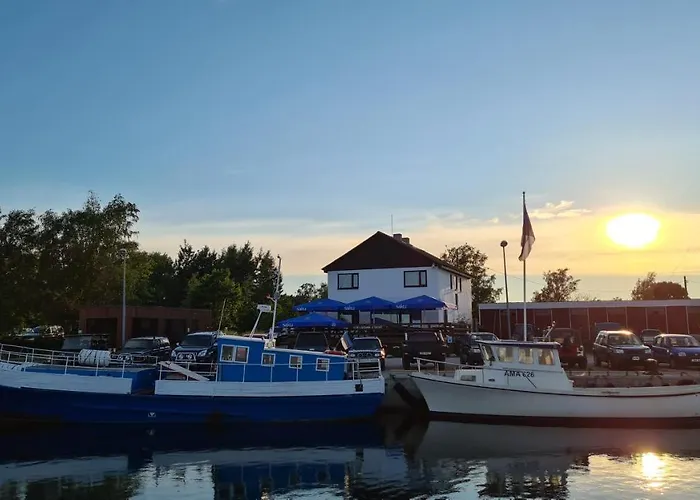 Prangli Sadama Majutus