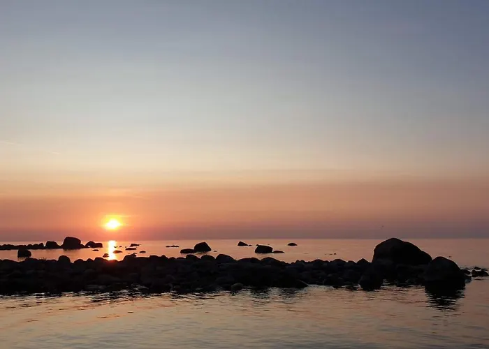 Prangli Sadama Majutus