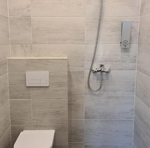 Külalistemaja Prangli Sadama Majutus Kelnase